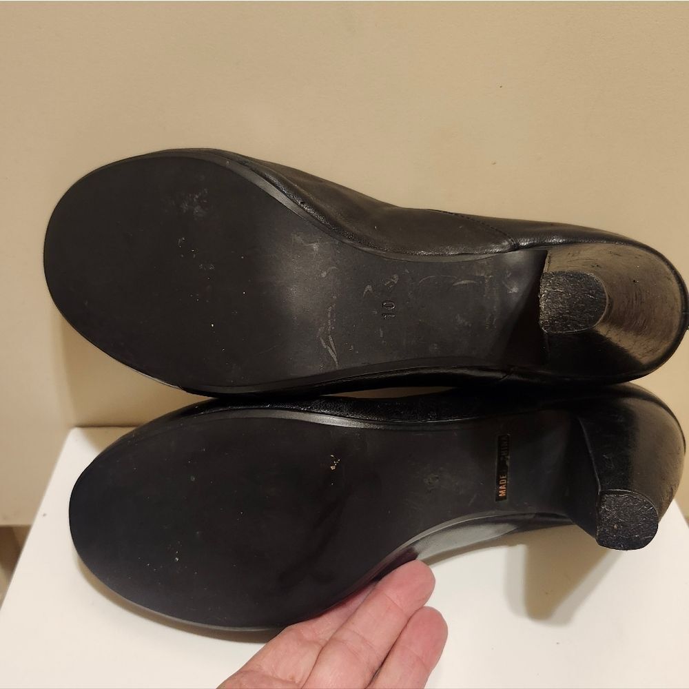 Miz Mooz "Nan" Black Leather Round Toe Pyramid Heel Classic Pumps Sz.10 Ret.$185 - Picture 7 of 8